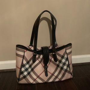 Burberry Nova Check Medium size  purse